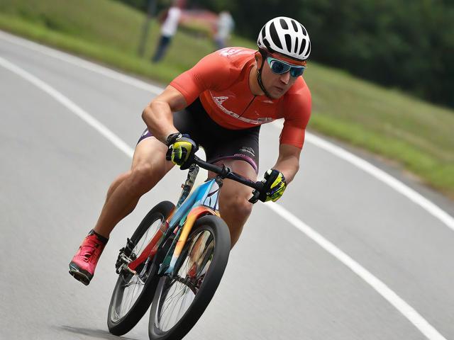 九游体育网站_ 世界铁人三项倒计时赛,速度、耐力与毅力的极致展示