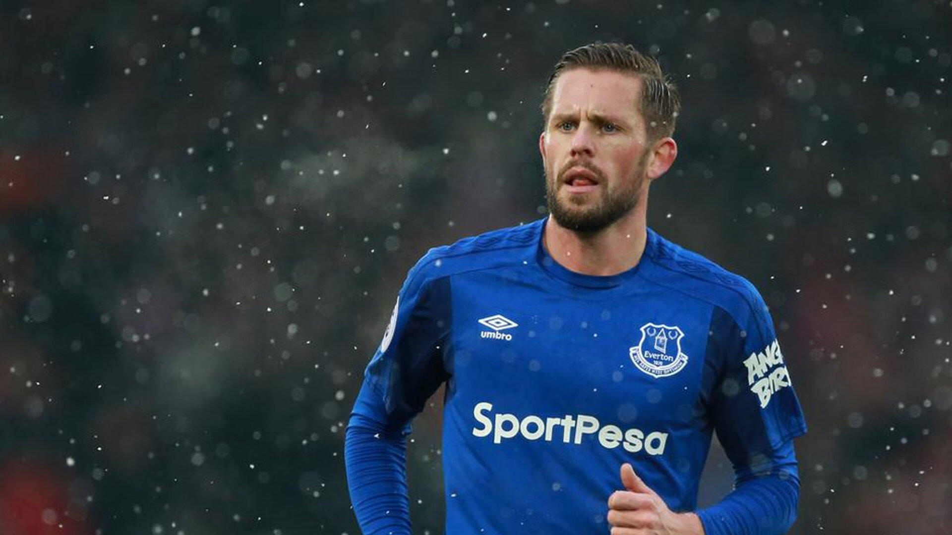 巴萨主场2-0战胜格拉纳达，继续领跑西甲积分榜，巴萨21-22